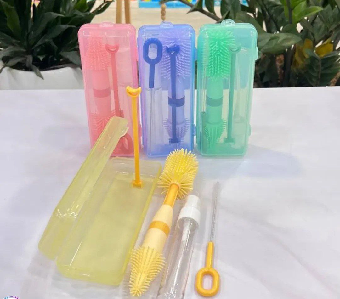 شیشه شور سیلیکونی با پایه آبچکان قاب دار پرتابل شیشه شور سیلیکونی - Image 1